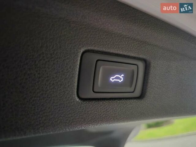 Белый Ауди A5 Sportback, объемом двигателя 2 л и пробегом 19 тыс. км за 37000 $, фото 33 на Automoto.ua