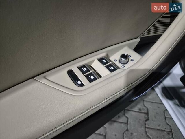 Белый Ауди A5 Sportback, объемом двигателя 2 л и пробегом 19 тыс. км за 37000 $, фото 13 на Automoto.ua