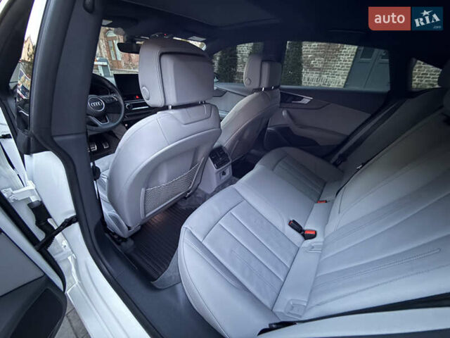 Белый Ауди A5 Sportback, объемом двигателя 2 л и пробегом 118 тыс. км за 26500 $, фото 16 на Automoto.ua