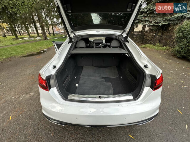 Белый Ауди A5 Sportback, объемом двигателя 2 л и пробегом 46 тыс. км за 31300 $, фото 15 на Automoto.ua