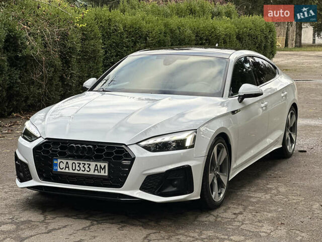 Белый Ауди A5 Sportback, объемом двигателя 2 л и пробегом 46 тыс. км за 31300 $, фото 1 на Automoto.ua