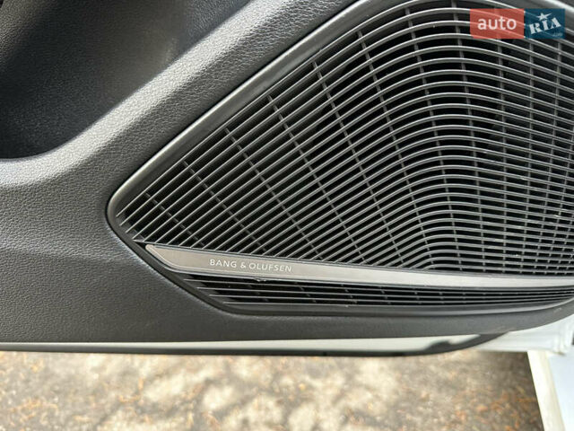 Белый Ауди A5 Sportback, объемом двигателя 2 л и пробегом 46 тыс. км за 31300 $, фото 8 на Automoto.ua