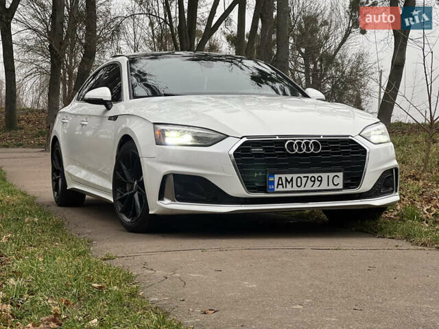 Белый Ауди A5 Sportback, объемом двигателя 1.98 л и пробегом 137 тыс. км за 23350 $, фото 6 на Automoto.ua