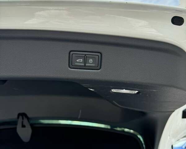 Білий Ауді A5 Sportback, об'ємом двигуна 2 л та пробігом 33 тис. км за 38000 $, фото 19 на Automoto.ua