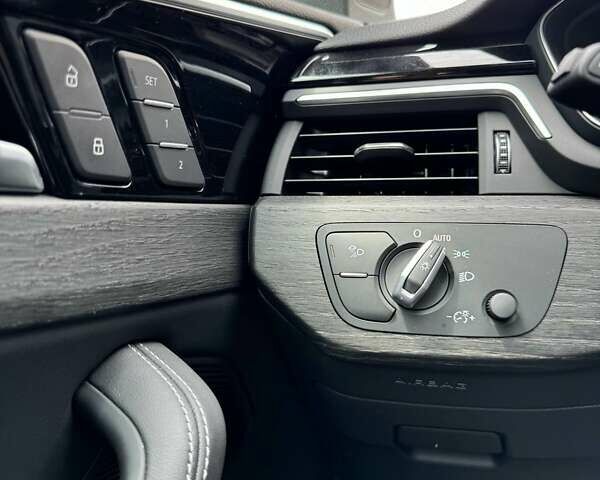 Білий Ауді A5 Sportback, об'ємом двигуна 2 л та пробігом 33 тис. км за 38000 $, фото 12 на Automoto.ua