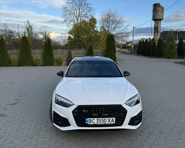 Белый Ауди A5 Sportback, объемом двигателя 2 л и пробегом 85 тыс. км за 37990 $, фото 8 на Automoto.ua