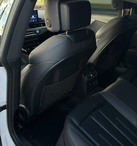Белый Ауди A5 Sportback, объемом двигателя 2 л и пробегом 85 тыс. км за 37990 $, фото 19 на Automoto.ua