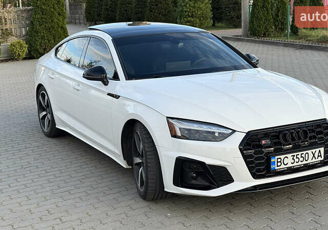 Белый Ауди A5 Sportback, объемом двигателя 2 л и пробегом 85 тыс. км за 37990 $, фото 3 на Automoto.ua