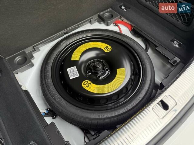 Белый Ауди A5 Sportback, объемом двигателя 0 л и пробегом 1 тыс. км за 37950 $, фото 104 на Automoto.ua