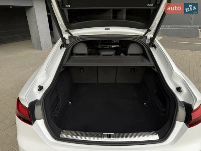 Белый Ауди A5 Sportback, объемом двигателя 0 л и пробегом 1 тыс. км за 37950 $, фото 108 на Automoto.ua