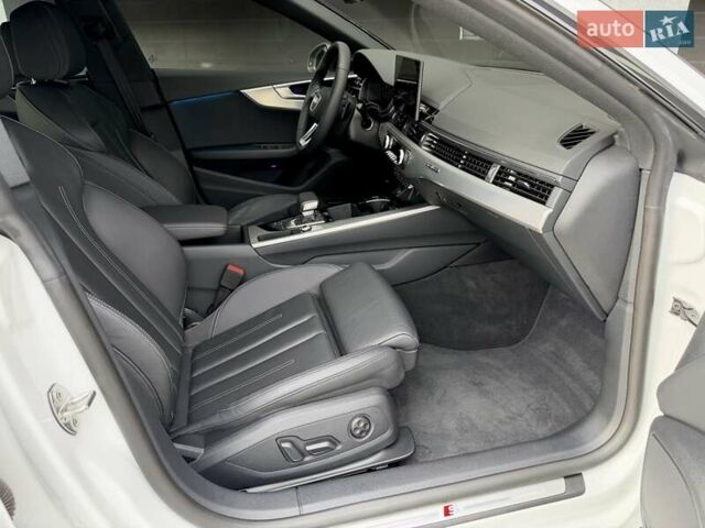 Белый Ауди A5 Sportback, объемом двигателя 0 л и пробегом 1 тыс. км за 37950 $, фото 103 на Automoto.ua