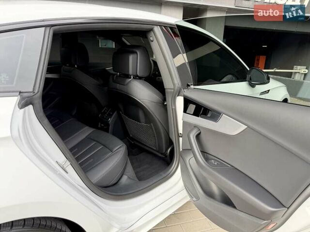 Белый Ауди A5 Sportback, объемом двигателя 0 л и пробегом 1 тыс. км за 37950 $, фото 96 на Automoto.ua