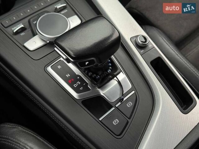 Черный Ауди A5 Sportback, объемом двигателя 2.97 л и пробегом 264 тыс. км за 27990 $, фото 24 на Automoto.ua