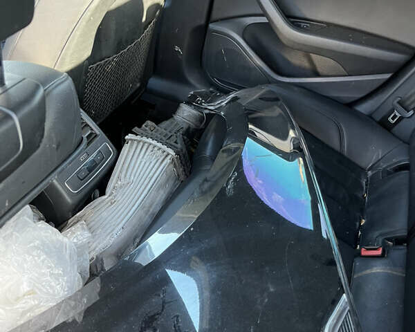 Черный Ауди A5 Sportback, объемом двигателя 2 л и пробегом 269 тыс. км за 11500 $, фото 11 на Automoto.ua