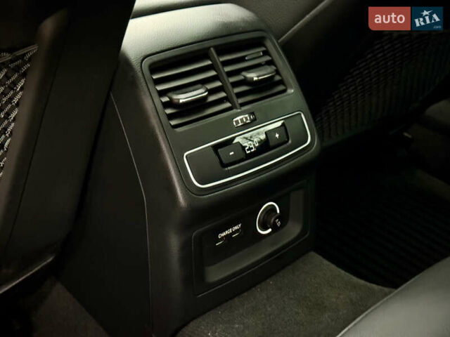 Черный Ауди A5 Sportback, объемом двигателя 2 л и пробегом 196 тыс. км за 27000 $, фото 14 на Automoto.ua