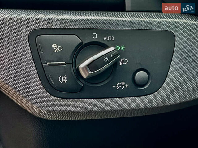 Черный Ауди A5 Sportback, объемом двигателя 2 л и пробегом 71 тыс. км за 22200 $, фото 21 на Automoto.ua