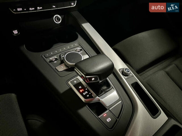 Черный Ауди A5 Sportback, объемом двигателя 2 л и пробегом 71 тыс. км за 24500 $, фото 27 на Automoto.ua