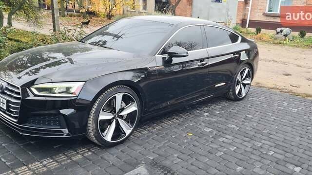Черный Ауди A5 Sportback, объемом двигателя 2 л и пробегом 160 тыс. км за 21999 $, фото 4 на Automoto.ua