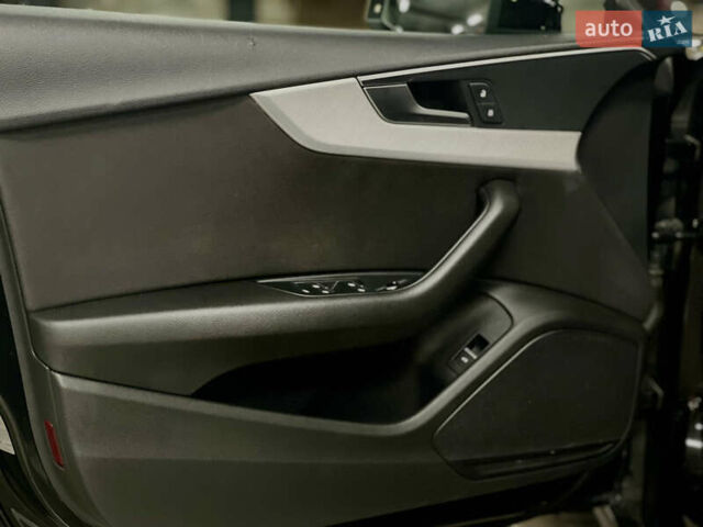 Черный Ауди A5 Sportback, объемом двигателя 2 л и пробегом 71 тыс. км за 24500 $, фото 11 на Automoto.ua