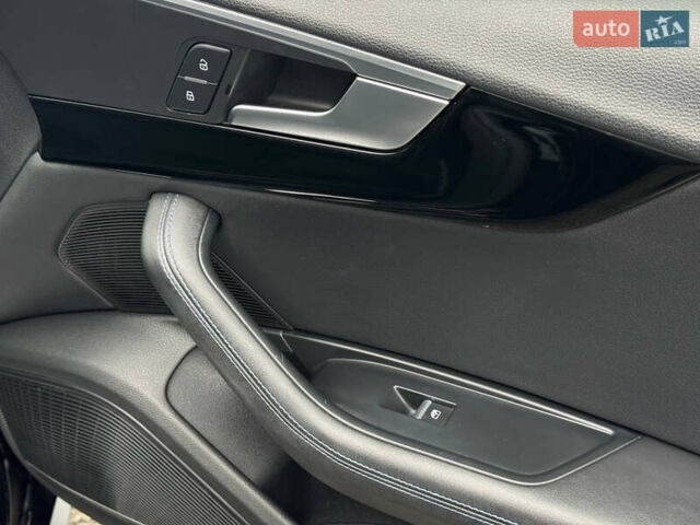 Черный Ауди A5 Sportback, объемом двигателя 2 л и пробегом 196 тыс. км за 27000 $, фото 24 на Automoto.ua