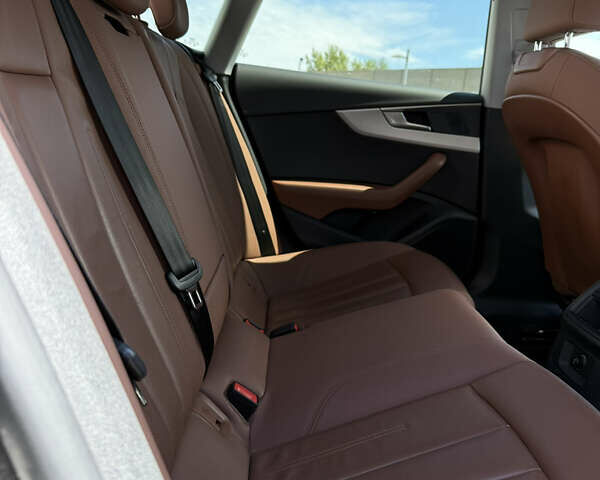 Черный Ауди A5 Sportback, объемом двигателя 2 л и пробегом 93 тыс. км за 30432 $, фото 19 на Automoto.ua