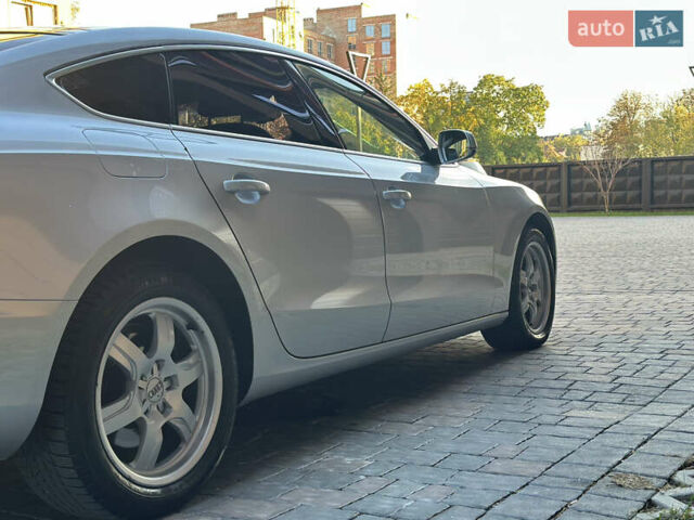 Серый Ауди A5 Sportback, объемом двигателя 2 л и пробегом 254 тыс. км за 10950 $, фото 114 на Automoto.ua