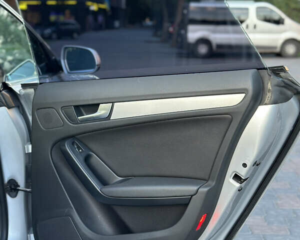 Серый Ауди A5 Sportback, объемом двигателя 2 л и пробегом 254 тыс. км за 10950 $, фото 22 на Automoto.ua
