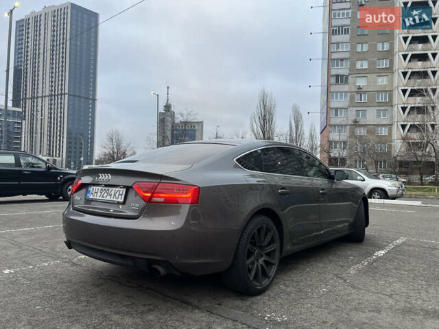 Серый Ауди A5 Sportback, объемом двигателя 2 л и пробегом 187 тыс. км за 11900 $, фото 5 на Automoto.ua