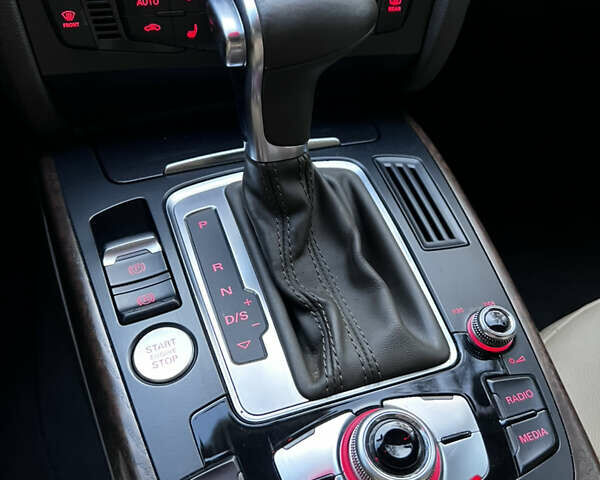 Серый Ауди A5 Sportback, объемом двигателя 2 л и пробегом 191 тыс. км за 13500 $, фото 15 на Automoto.ua