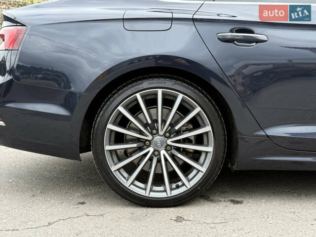 Серый Ауди A5 Sportback, объемом двигателя 2 л и пробегом 156 тыс. км за 22900 $, фото 5 на Automoto.ua