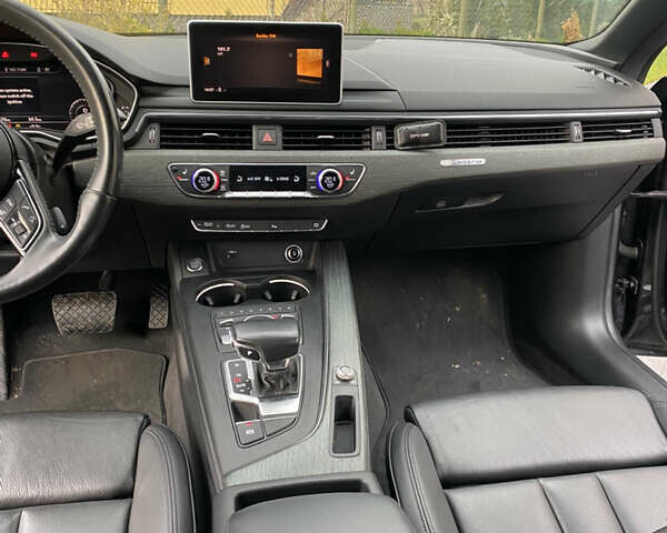 Серый Ауди A5 Sportback, объемом двигателя 1.98 л и пробегом 82 тыс. км за 25500 $, фото 16 на Automoto.ua