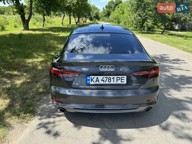 Серый Ауди A5 Sportback, объемом двигателя 2 л и пробегом 116 тыс. км за 27500 $, фото 3 на Automoto.ua