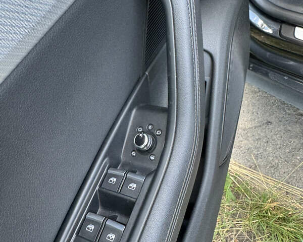 Серый Ауди A5 Sportback, объемом двигателя 2 л и пробегом 116 тыс. км за 27500 $, фото 13 на Automoto.ua