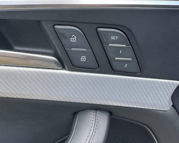 Серый Ауди A5 Sportback, объемом двигателя 2 л и пробегом 116 тыс. км за 27500 $, фото 12 на Automoto.ua
