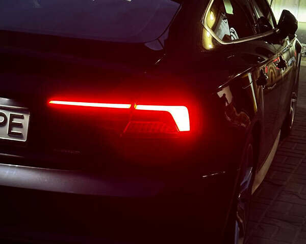 Серый Ауди A5 Sportback, объемом двигателя 2 л и пробегом 116 тыс. км за 27500 $, фото 32 на Automoto.ua