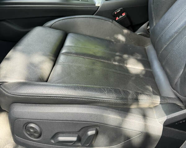 Серый Ауди A5 Sportback, объемом двигателя 2 л и пробегом 116 тыс. км за 27500 $, фото 11 на Automoto.ua