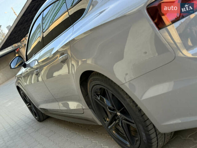 Серый Ауди A5 Sportback, объемом двигателя 2 л и пробегом 222 тыс. км за 27950 $, фото 24 на Automoto.ua