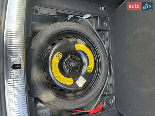 Серый Ауди A5 Sportback, объемом двигателя 2 л и пробегом 116 тыс. км за 27500 $, фото 25 на Automoto.ua