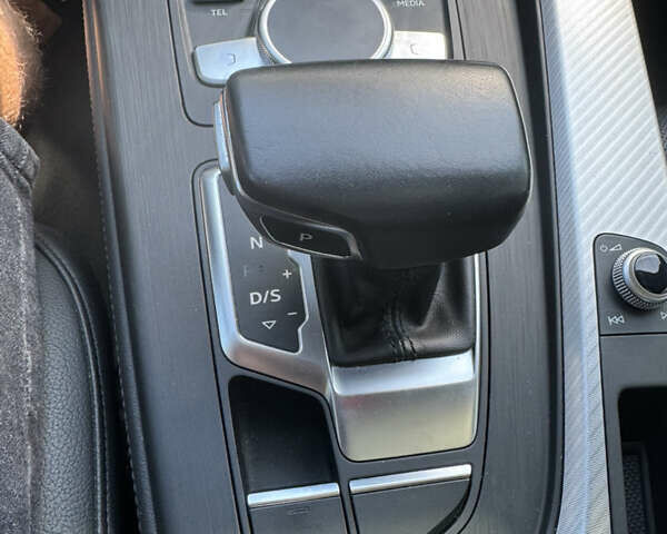 Серый Ауди A5 Sportback, объемом двигателя 2 л и пробегом 116 тыс. км за 27500 $, фото 21 на Automoto.ua