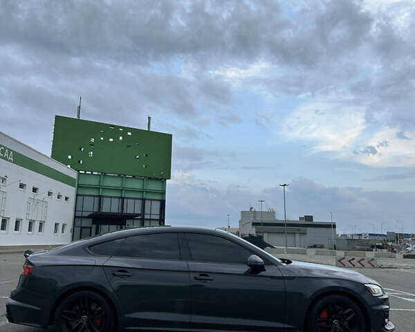 Серый Ауди A5 Sportback, объемом двигателя 2 л и пробегом 153 тыс. км за 22500 $, фото 4 на Automoto.ua