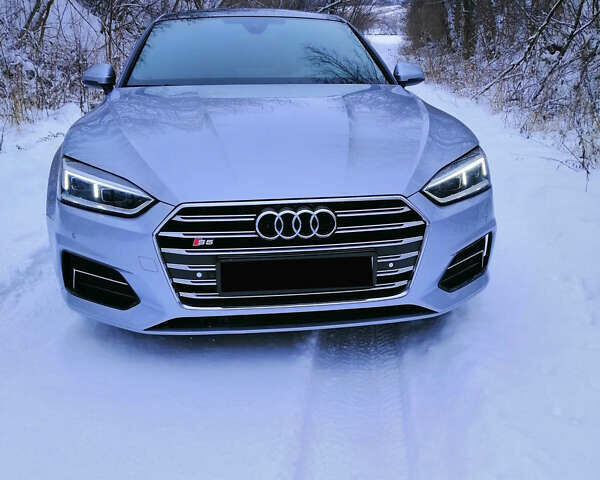 Серый Ауди A5 Sportback, объемом двигателя 2 л и пробегом 117 тыс. км за 25500 $, фото 1 на Automoto.ua