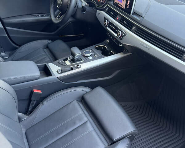 Серый Ауди A5 Sportback, объемом двигателя 1.98 л и пробегом 36 тыс. км за 26900 $, фото 18 на Automoto.ua