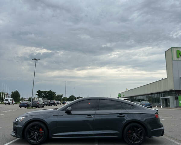 Серый Ауди A5 Sportback, объемом двигателя 2 л и пробегом 153 тыс. км за 22500 $, фото 1 на Automoto.ua