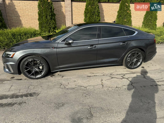 Серый Ауди A5 Sportback, объемом двигателя 2 л и пробегом 39 тыс. км за 31999 $, фото 2 на Automoto.ua