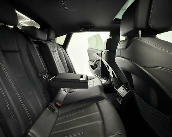 Серый Ауди A5 Sportback, объемом двигателя 2 л и пробегом 38 тыс. км за 37500 $, фото 29 на Automoto.ua