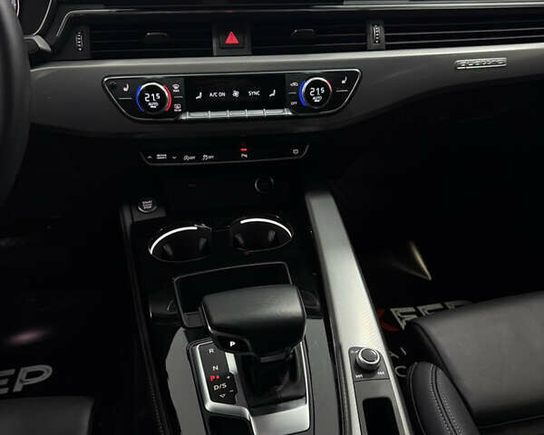 Серый Ауди A5 Sportback, объемом двигателя 2 л и пробегом 38 тыс. км за 37500 $, фото 22 на Automoto.ua