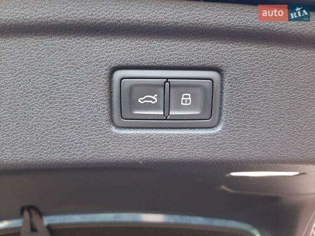 Синий Ауди A5 Sportback, объемом двигателя 2 л и пробегом 89 тыс. км за 21500 $, фото 20 на Automoto.ua