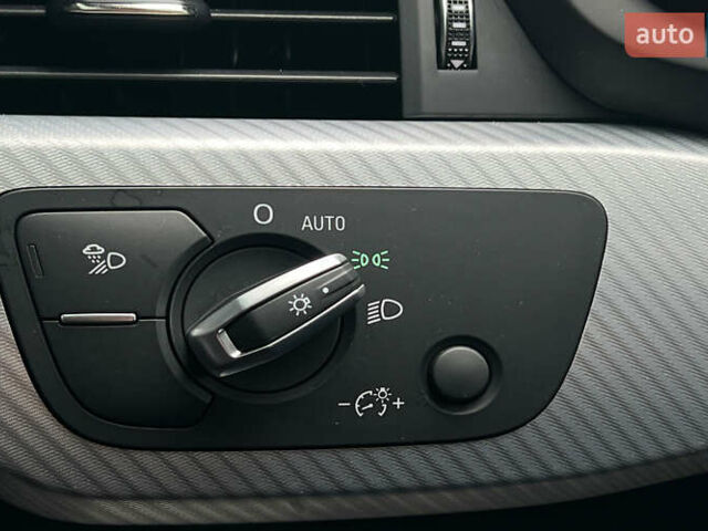 Синий Ауди A5 Sportback, объемом двигателя 2 л и пробегом 84 тыс. км за 31999 $, фото 23 на Automoto.ua