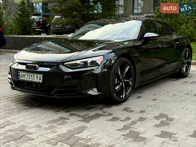 Черный Ауди e-tron GT, объемом двигателя 0 л и пробегом 31 тыс. км за 50000 $, фото 1 на Automoto.ua