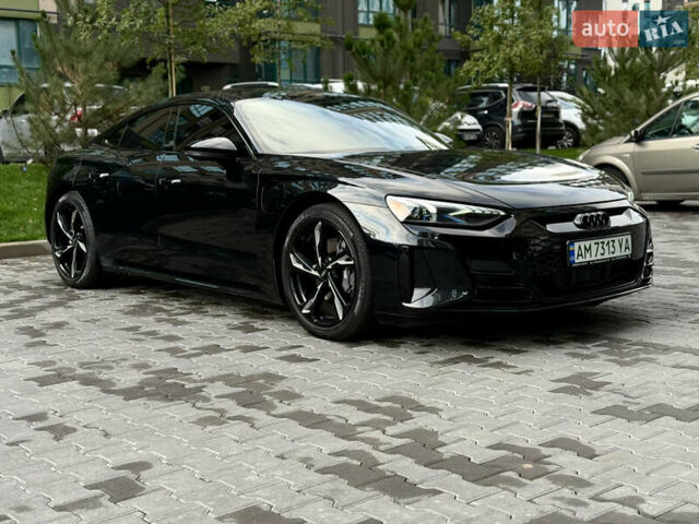 Черный Ауди e-tron GT, объемом двигателя 0 л и пробегом 31 тыс. км за 50000 $, фото 7 на Automoto.ua